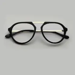 Black Treding Stylish Eyeglasses At chashmah.com