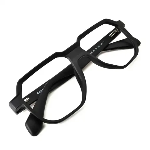Latest Black Fashion Eyeglasses at chashmah