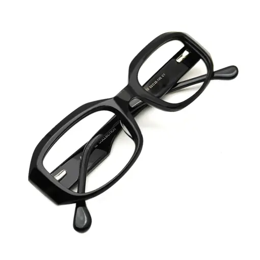 Black Bold Celebrity Eyeglasses at chashma