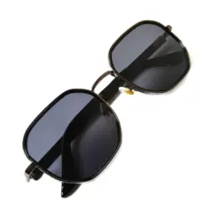 Chris Sunglasses in Gunmetal at chashmah.com