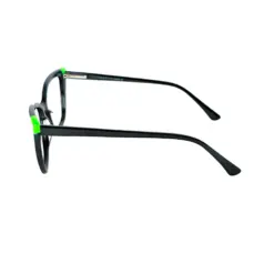 Women eyeglasses at chashmah