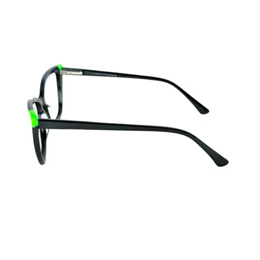 Women eyeglasses at chashmah